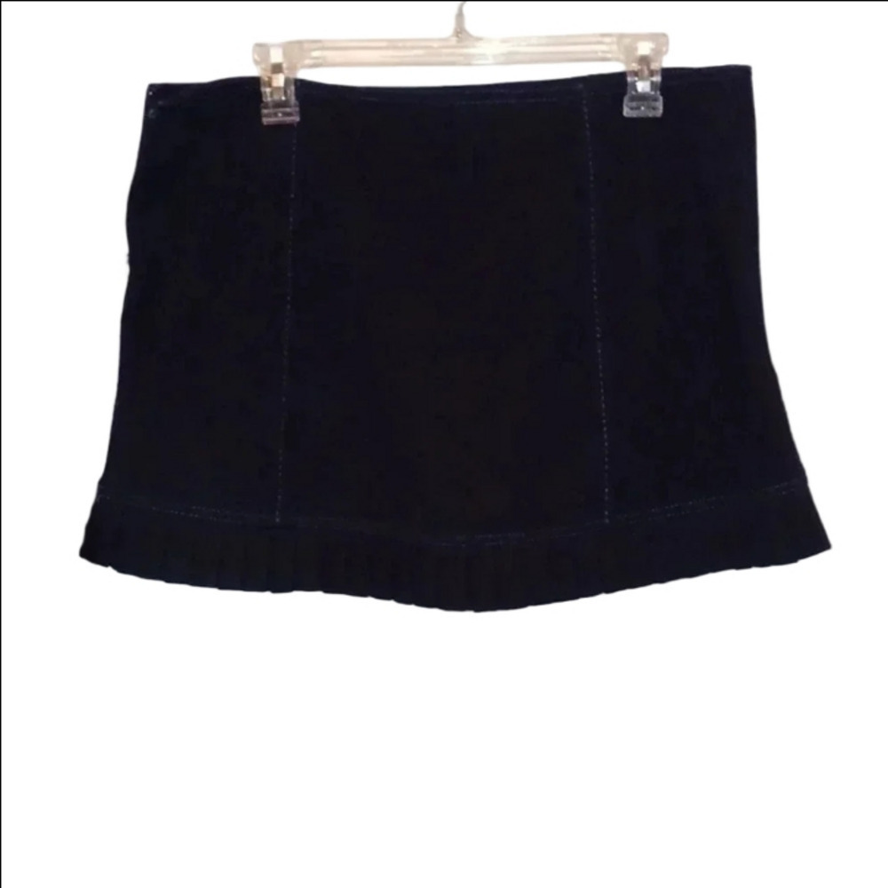 BCBGirls Mini  skirt Women's Size Large